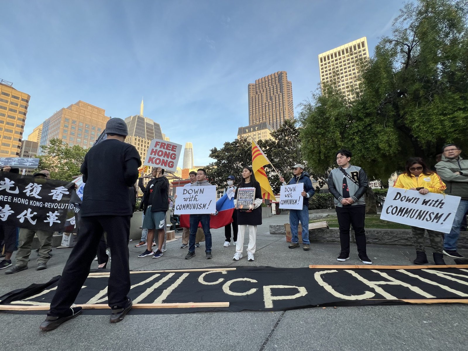 M0604-SC6.jpg M0604-SC6.jpg