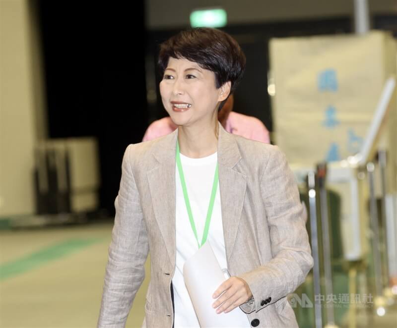 民進黨全代會21日改選黨內權力結構,遭正國會除名的立委陳亭妃(圖)力拚到最後開票,最後還靠著抽籤擠進中常委之列。中央社記者張皓安攝 113年7月21日