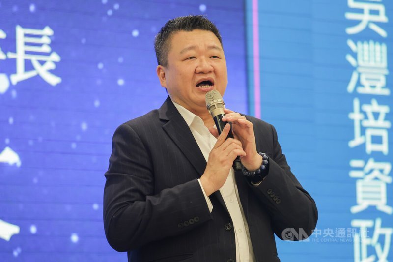 民進黨副秘書長何博文(圖)30日晚間在台北出席台灣北社23週年感恩餐會,並應邀登台致詞。中央社記者裴禛攝 113年8月30日