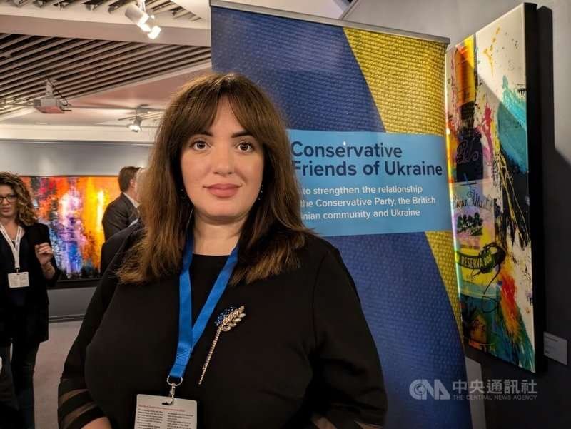 烏克蘭國會國家預算支出小組委員會主席札布蘭納(Lesya Zaburanna)呼籲自由民主國家強化對俄制裁;一旦俄羅斯及其盟友成功躲過應得的懲罰,這就是自由民主的失敗,也會影響台灣。圖攝於1日。中央社記者陳韻聿伯明罕攝 113年10月21日